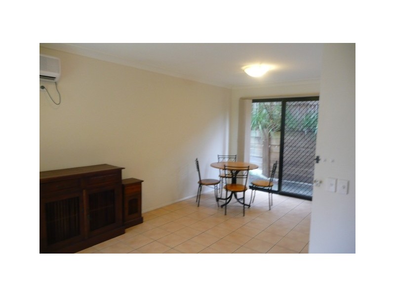 9/14 Gammon Drive, Varsity Lakes QLD 4227