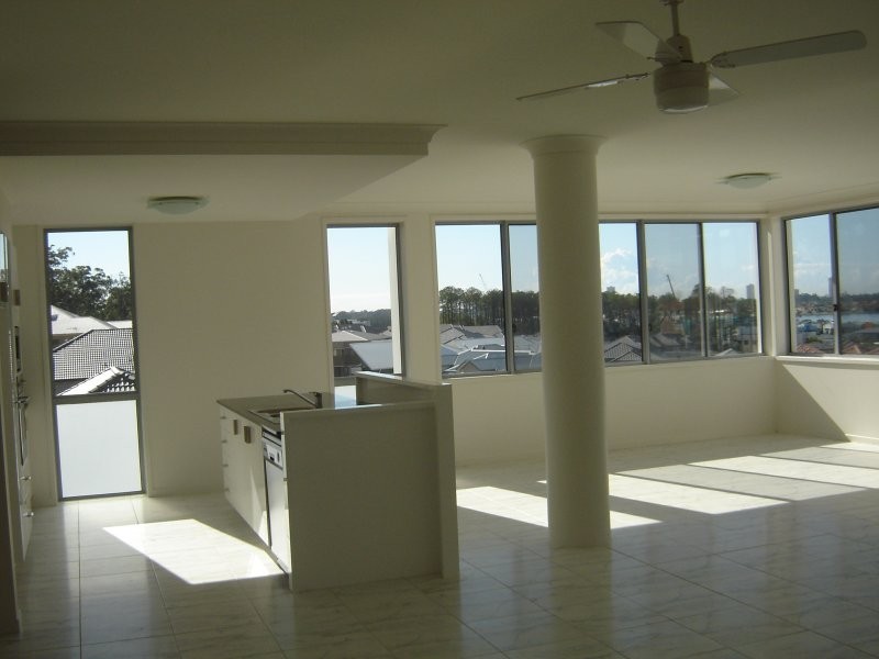 1/21 Winton Terrace, Varsity Lakes QLD 4227