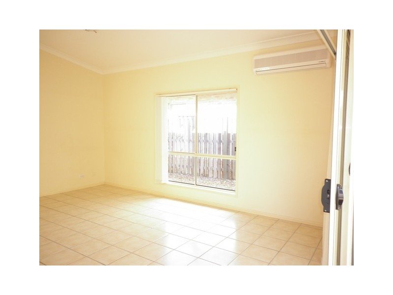 5 Comore Drive, Varsity Lakes QLD 4227