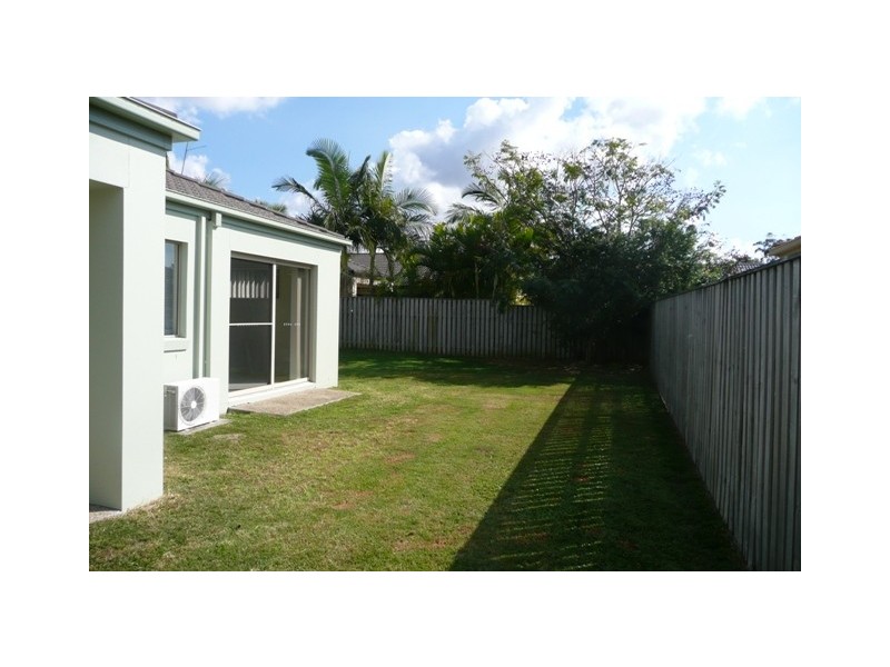 24 Nardoo Street, Robina QLD 4226