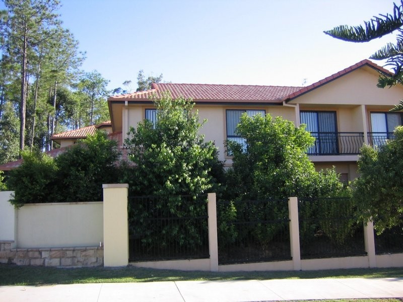 11/39 Pinevalley Drive, Varsity Lakes QLD 4227