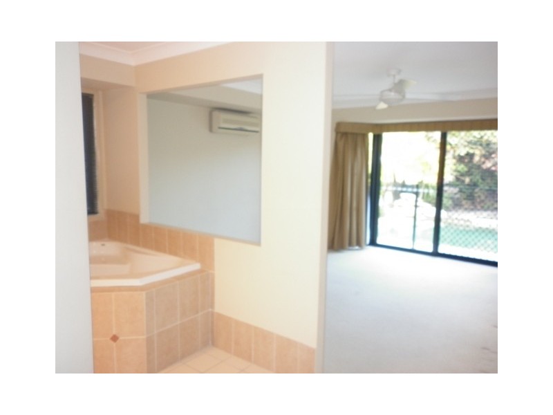 44 Straite Drive, Robina QLD 4226