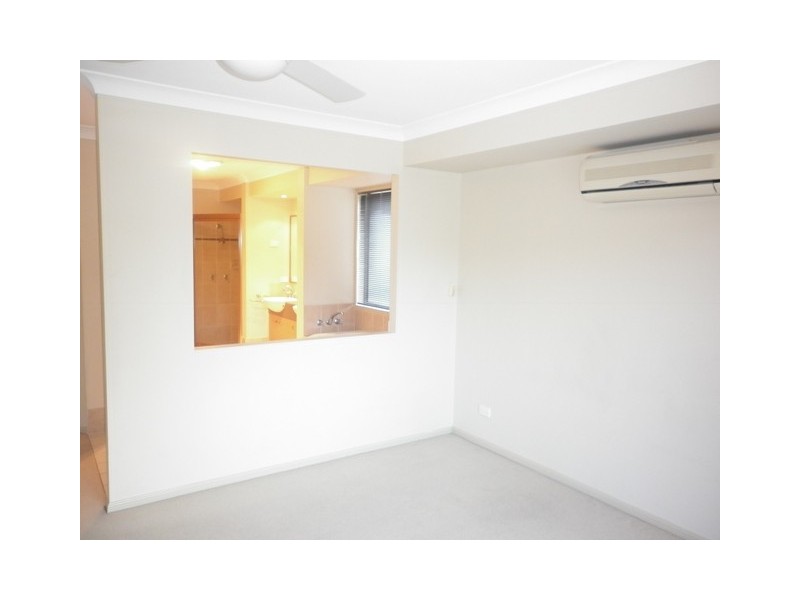 44 Straite Drive, Robina QLD 4226