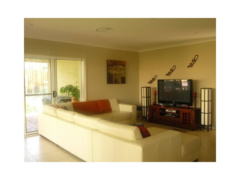 17 Camarillo Court, Reedy Creek QLD 4227