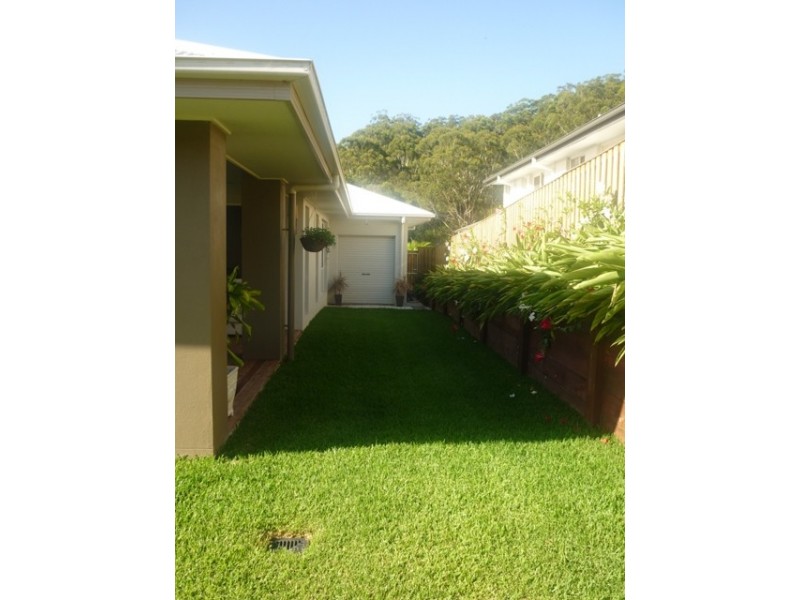 17 Camarillo Court, Reedy Creek QLD 4227
