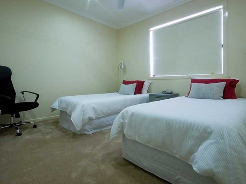 2/35 Azzurra Drive, Varsity Lakes QLD 4227