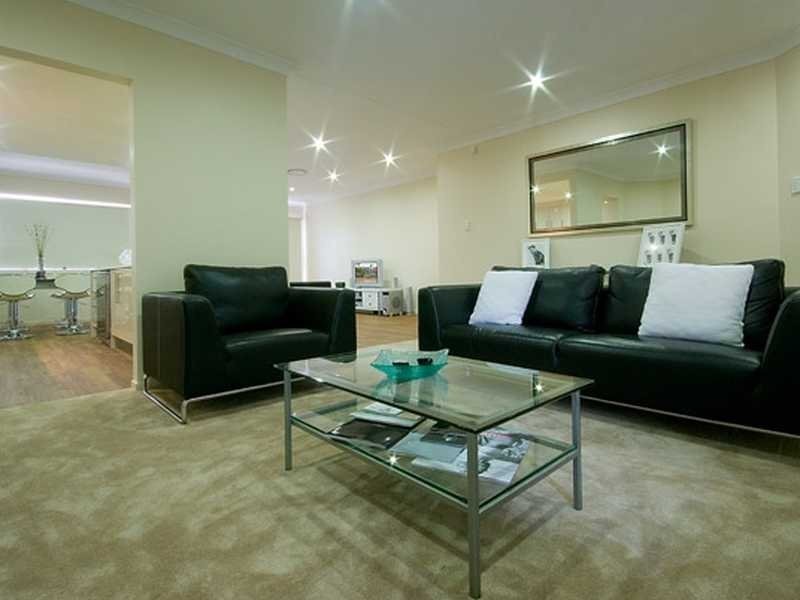 2/35 Azzurra Drive, Varsity Lakes QLD 4227