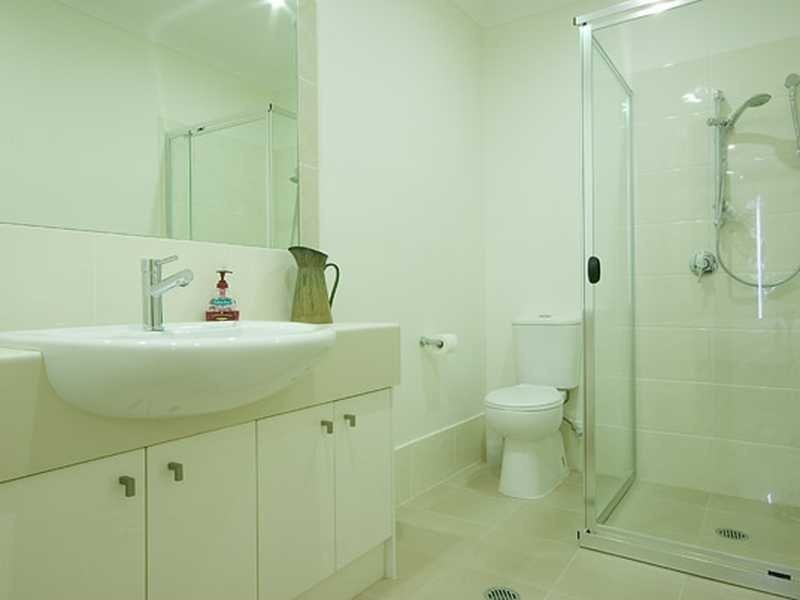 2/35 Azzurra Drive, Varsity Lakes QLD 4227