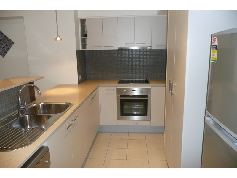 3/15 Laver Drive, Robina QLD 4226