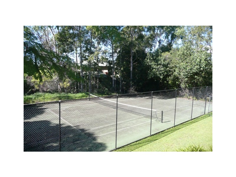 4/51 Cottesloe Drive, Robina QLD 4226