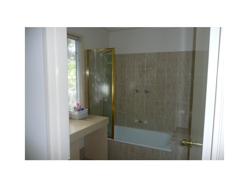 4/51 Cottesloe Drive, Robina QLD 4226