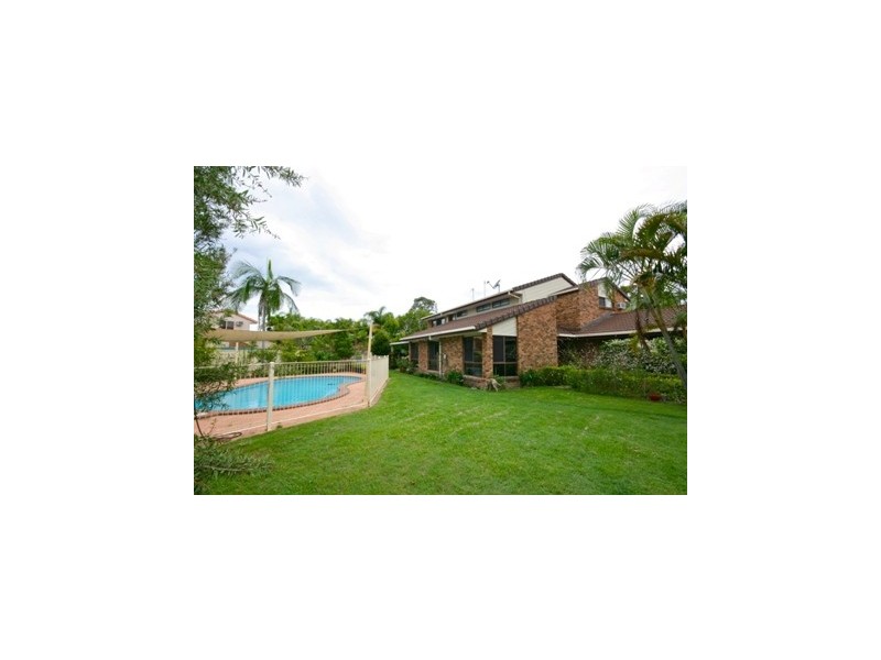 17 St Ives Drive, Robina QLD 4226