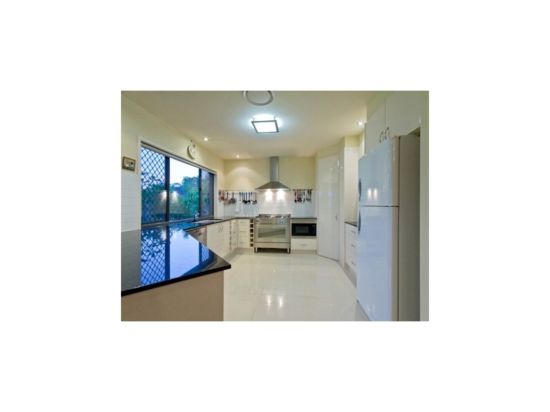 18 Wyangan Valley Way, Mudgeeraba QLD 4213