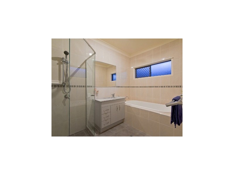 18 Wyangan Valley Way, Mudgeeraba QLD 4213