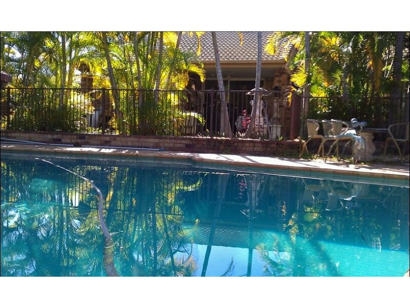 17 Quigan Terrace, Highland Park QLD 4211