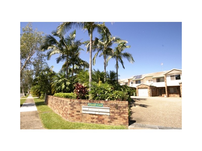 3/4 Lowood Crt, Varsity Lakes QLD 4227