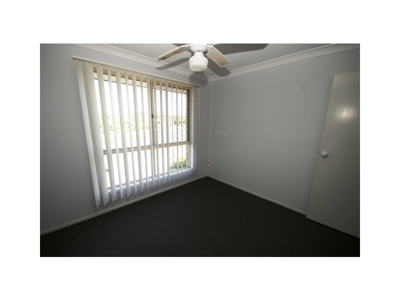 3/4 Lowood Crt, Varsity Lakes QLD 4227