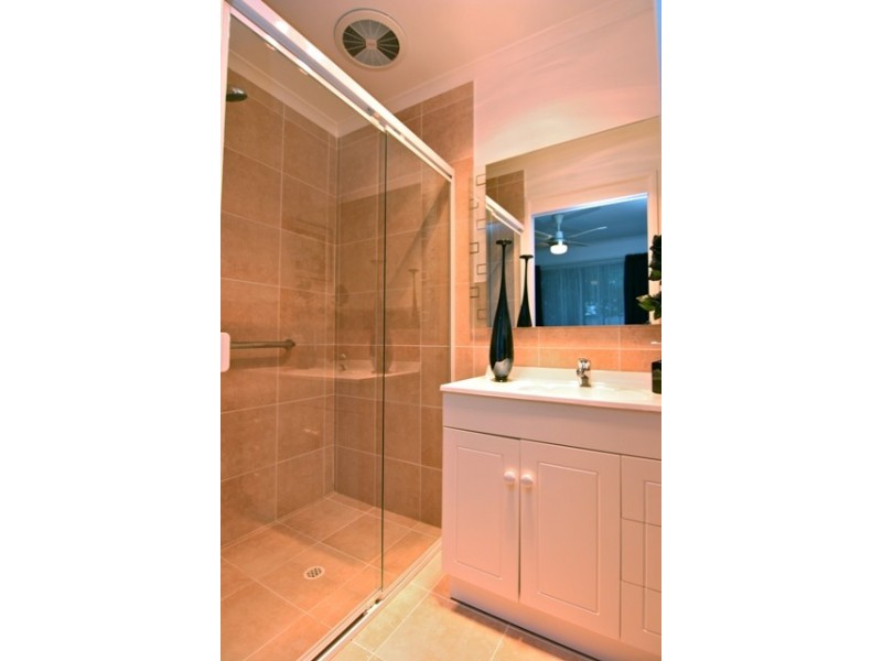 39/250 Ron Penhaligon Way, Robina QLD 4226