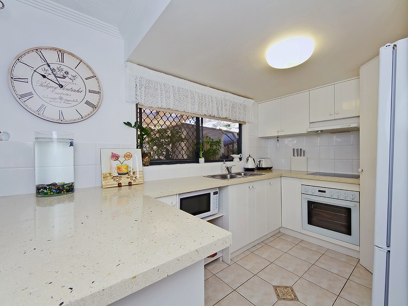 5/6-8 Warbler Parade, Varsity Lakes QLD 4227