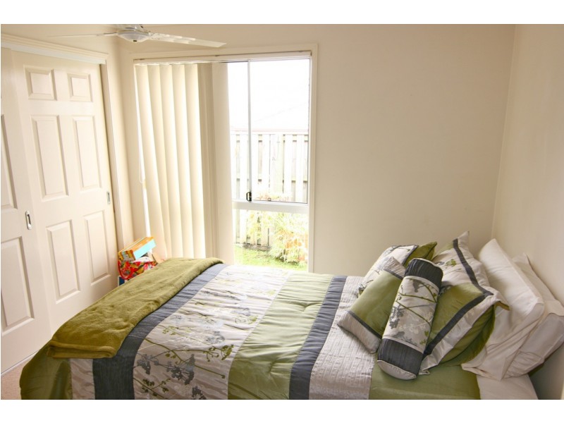 6 Bella Donna Place, Robina QLD 4226