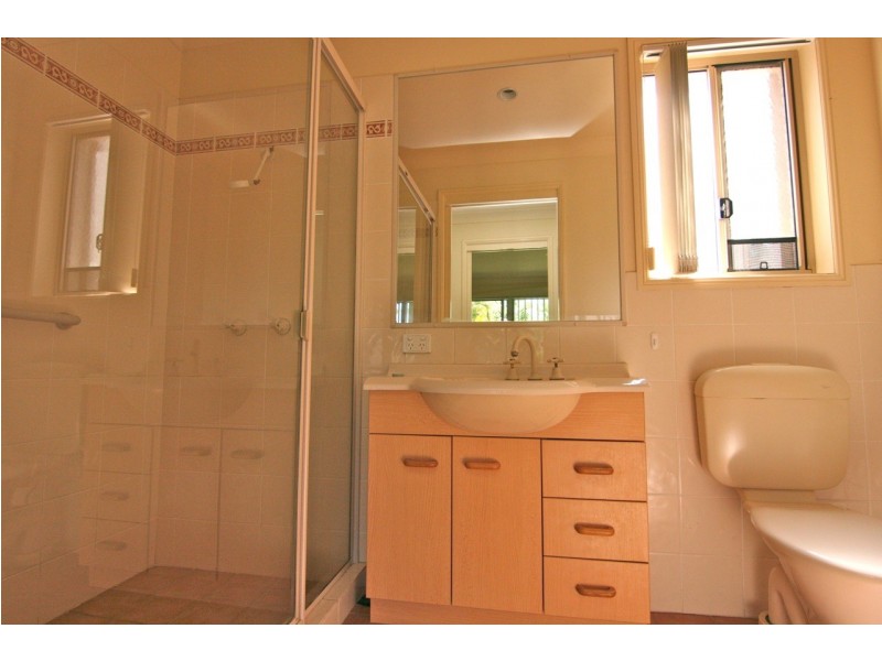 23 Merrilaine Crescent, Merrimac QLD 4226