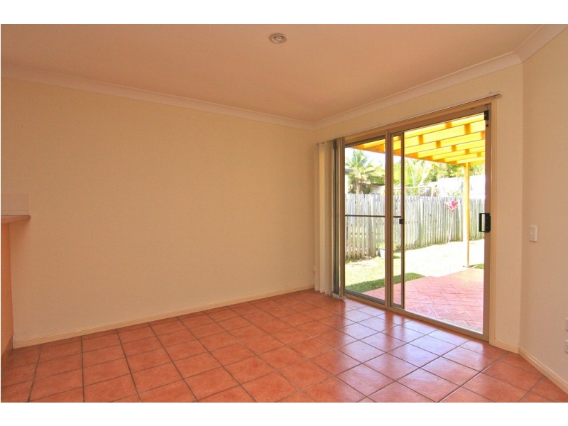 23 Merrilaine Crescent, Merrimac QLD 4226