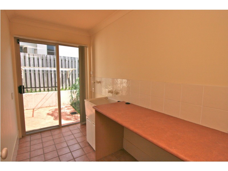 23 Merrilaine Crescent, Merrimac QLD 4226