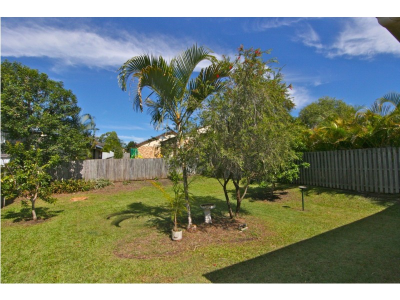 23 Merrilaine Crescent, Merrimac QLD 4226