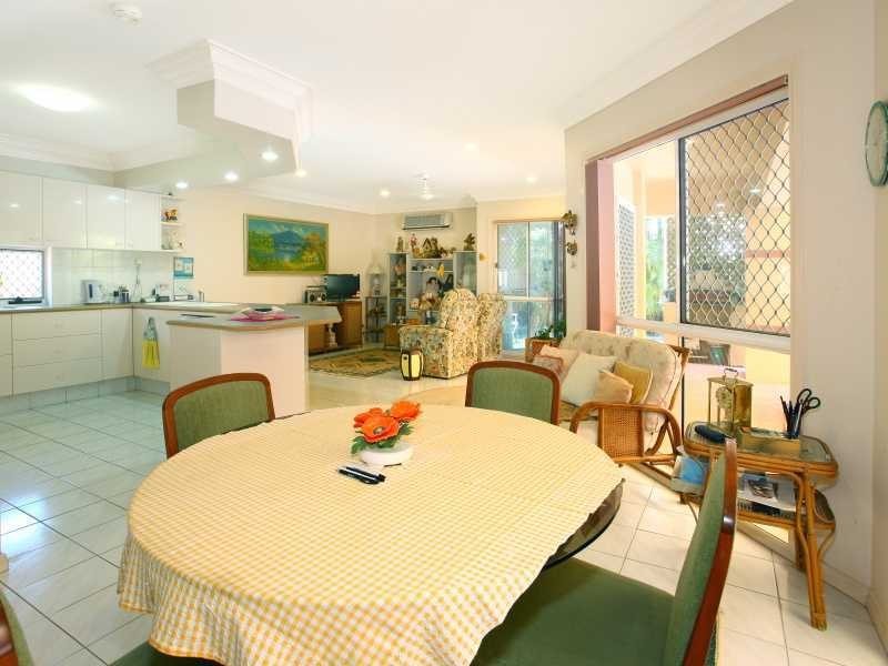 10 Julatten Drive, Robina QLD 4226