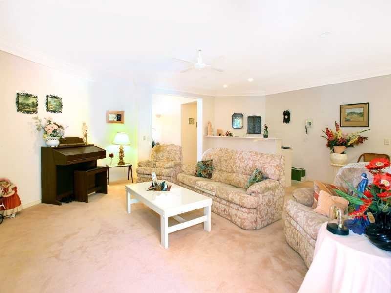 10 Julatten Drive, Robina QLD 4226