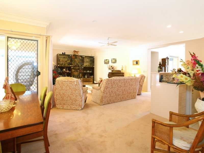 10 Julatten Drive, Robina QLD 4226