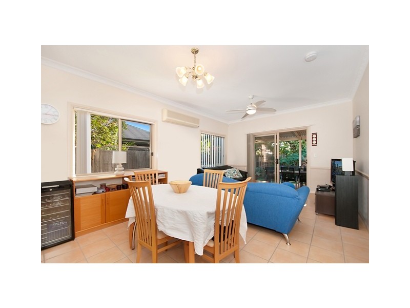 11 Blue Ridge Crescent, Varsity Lakes QLD 4227