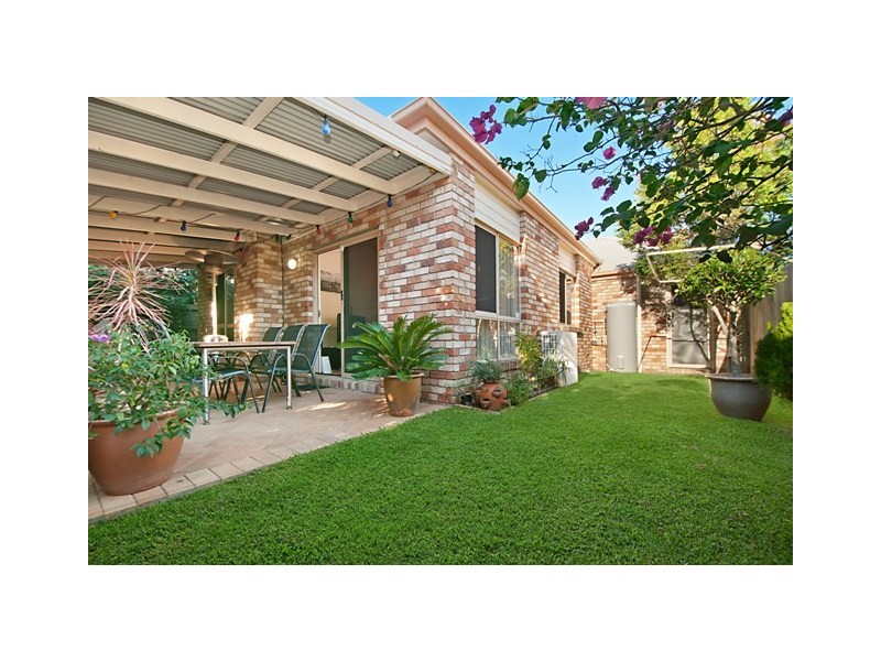 11 Blue Ridge Crescent, Varsity Lakes QLD 4227