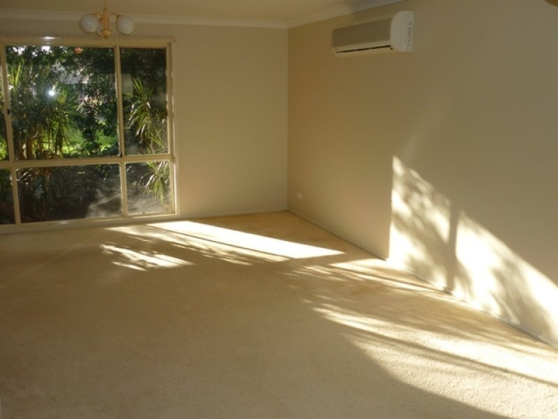 10 Sawgrass Crescent, Robina QLD 4226