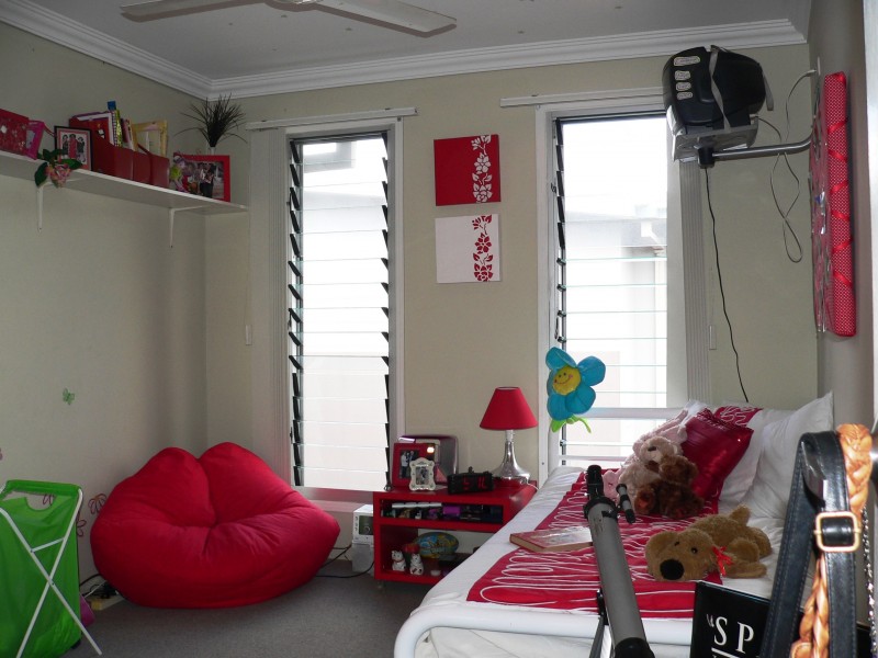 17 Comore Drive, Varsity Lakes QLD 4227