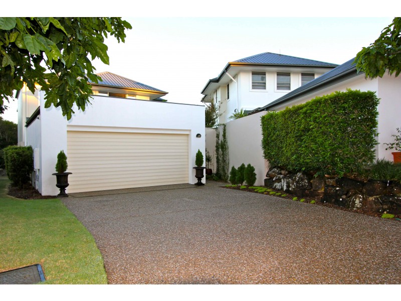 167 Easthill Drive, Robina QLD 4226