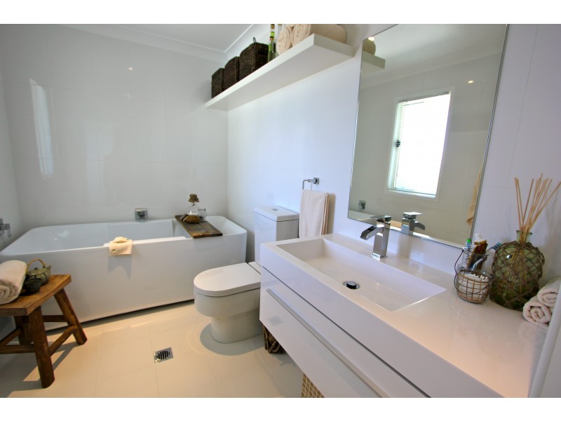 167 Easthill Drive, Robina QLD 4226