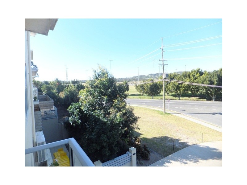 3/1 Hinterland Drive, Mudgeeraba QLD 4213