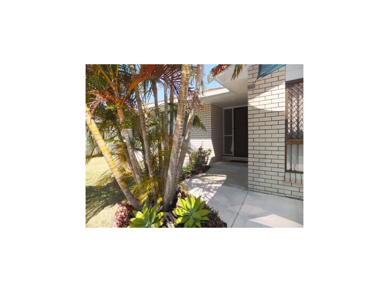 138 Markeri Street, Mermaid Waters QLD 4218