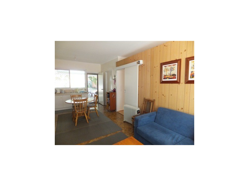 138 Markeri Street, Mermaid Waters QLD 4218