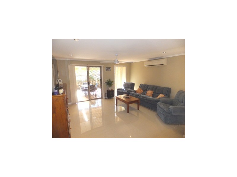 9 Parkside Circuit, Robina QLD 4226