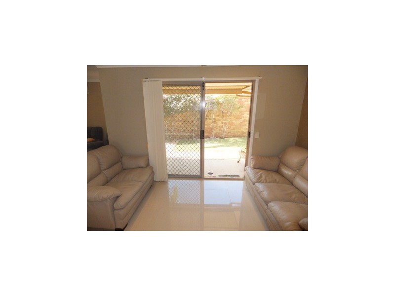 9 Parkside Circuit, Robina QLD 4226