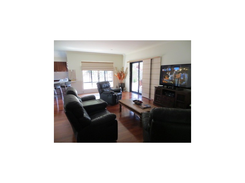 16 Molonglo Close, Reedy Creek QLD 4227