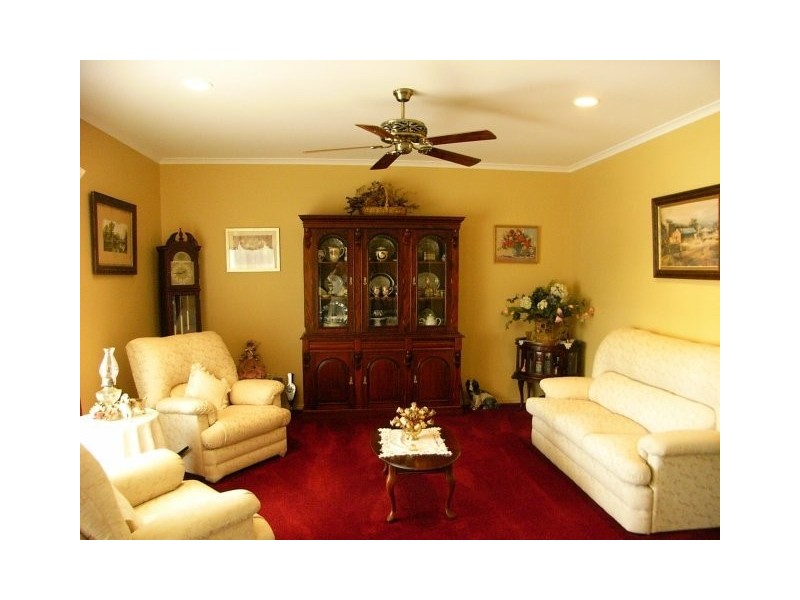 Glass House Mountains QLD 4518