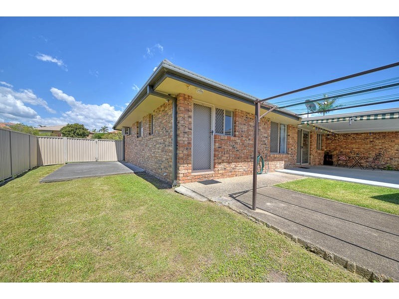 2 / 89 Treeview Drive, Burleigh Waters QLD 4220
