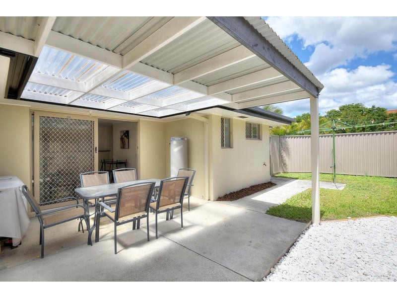 18 Regensberg Close, Varsity Lakes QLD 4227