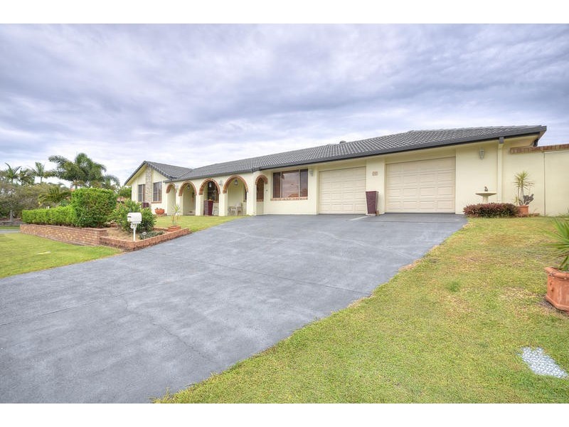 56 Treeview Drive, Burleigh Waters QLD 4220