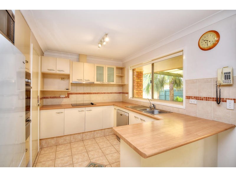 56 Treeview Drive, Burleigh Waters QLD 4220