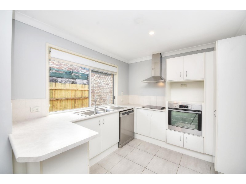 2 / 36 Mojave Drive, Burleigh Waters QLD 4220