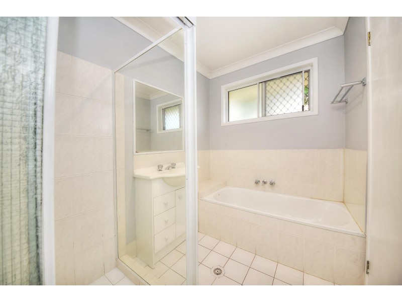 2 / 36 Mojave Drive, Burleigh Waters QLD 4220